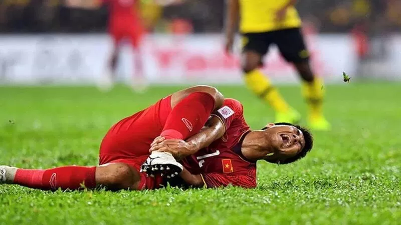 Những lưu &yacute; để hạn chế chấn thương khi thực hiện c&uacute; s&uacute;t